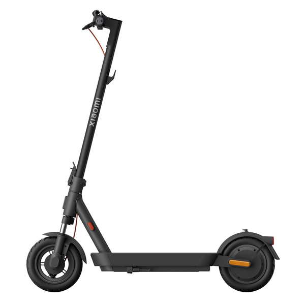 Monopatín Eléctrico Xiaomi Electric Scooter 5 DDHBC38ZM 350 watts Ruedas de 10" hasta 25 km/h Capacidad 120 kg Autonomía 60 km
